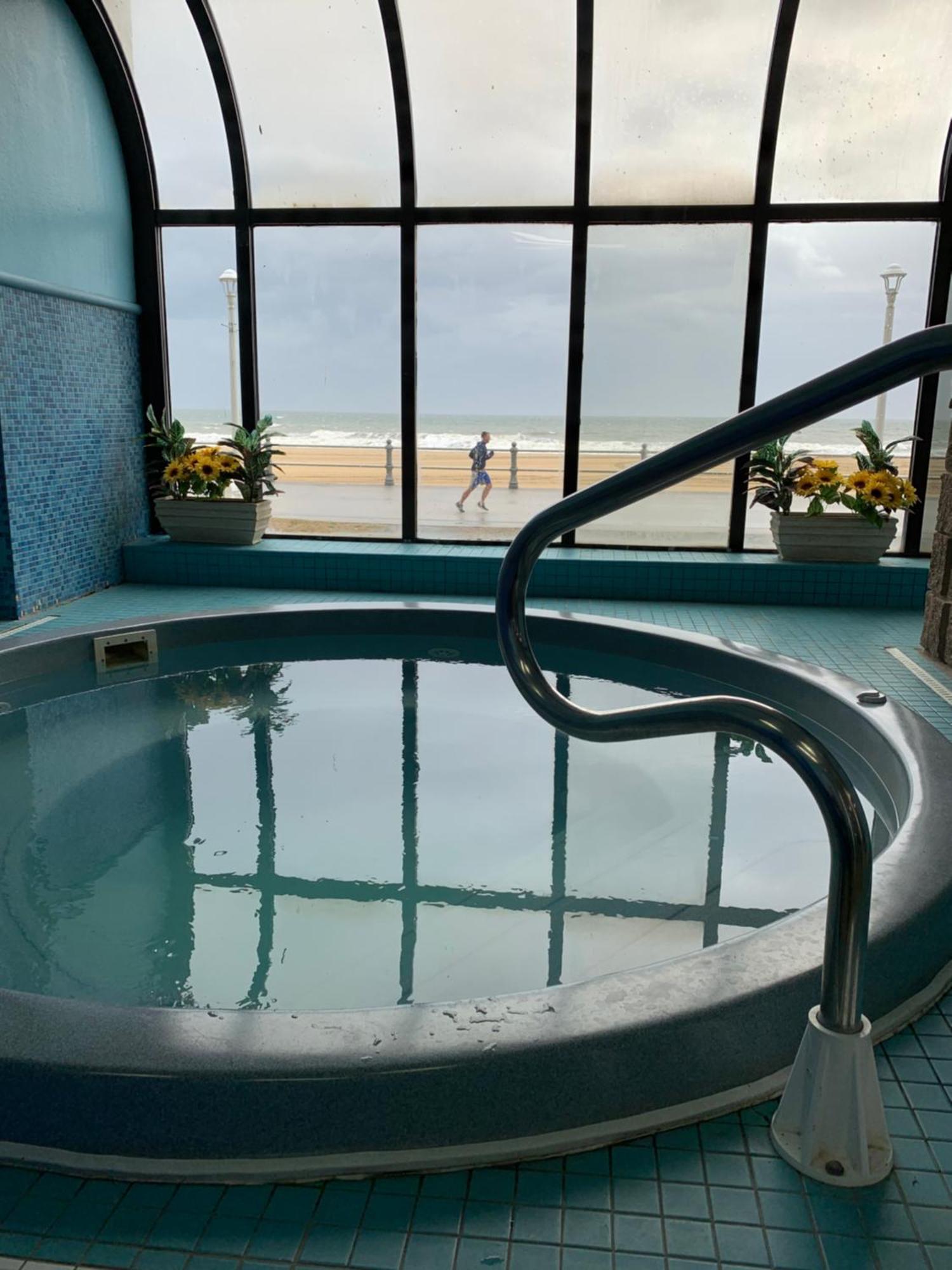 Apartamento Barclay Towers Virginia Beach Exterior foto