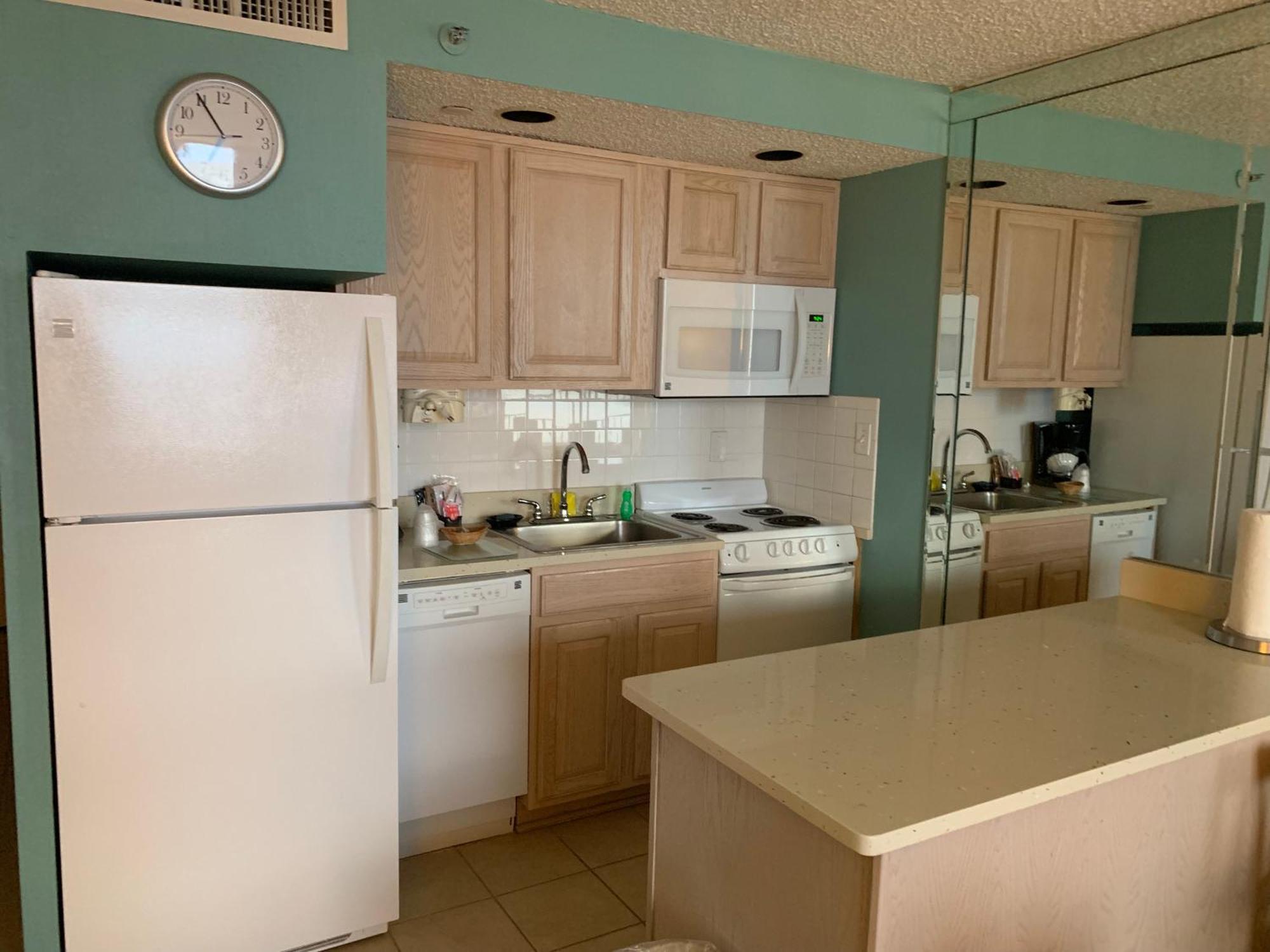 Apartamento Barclay Towers Virginia Beach Exterior foto