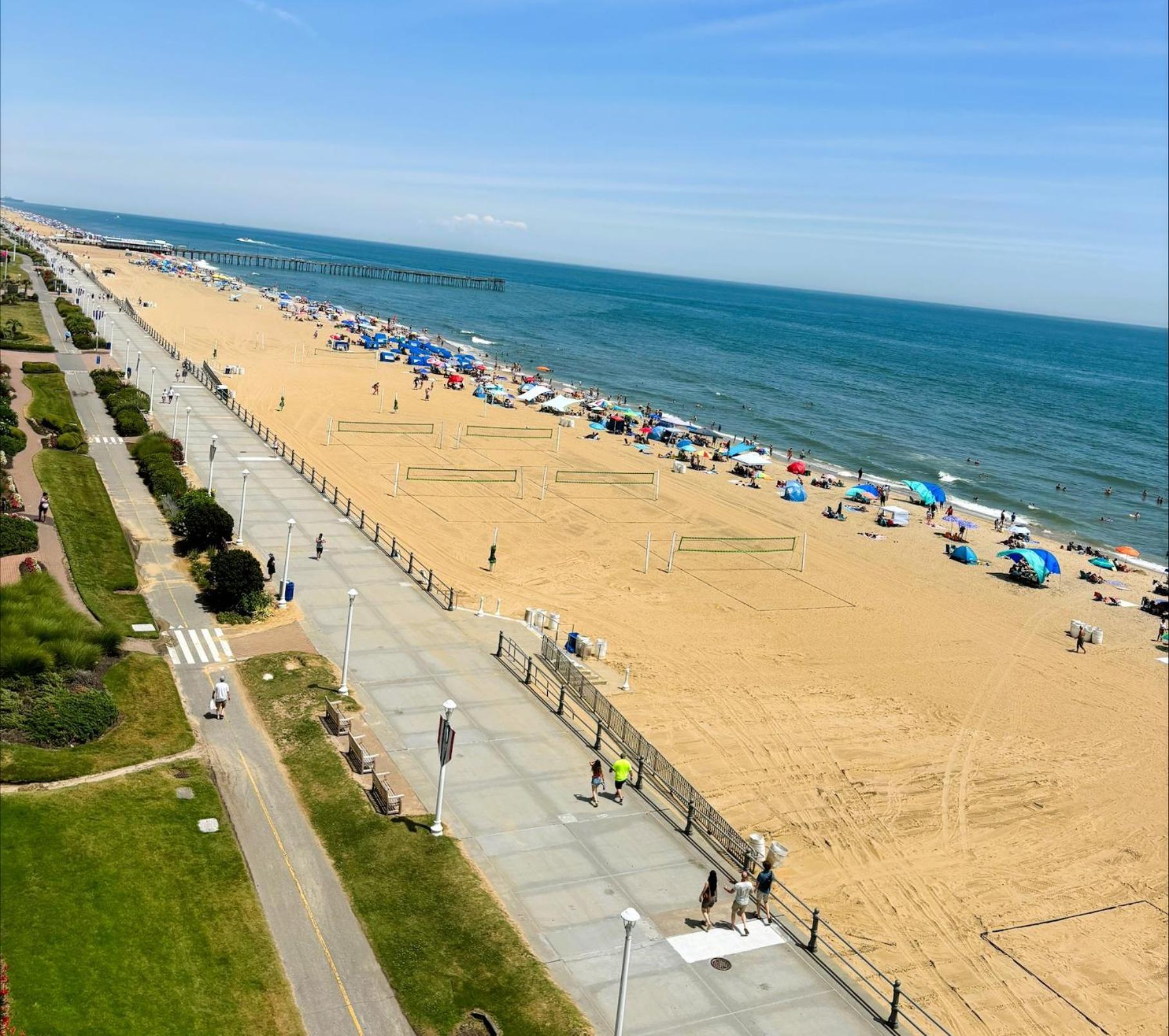 Apartamento Barclay Towers Virginia Beach Exterior foto