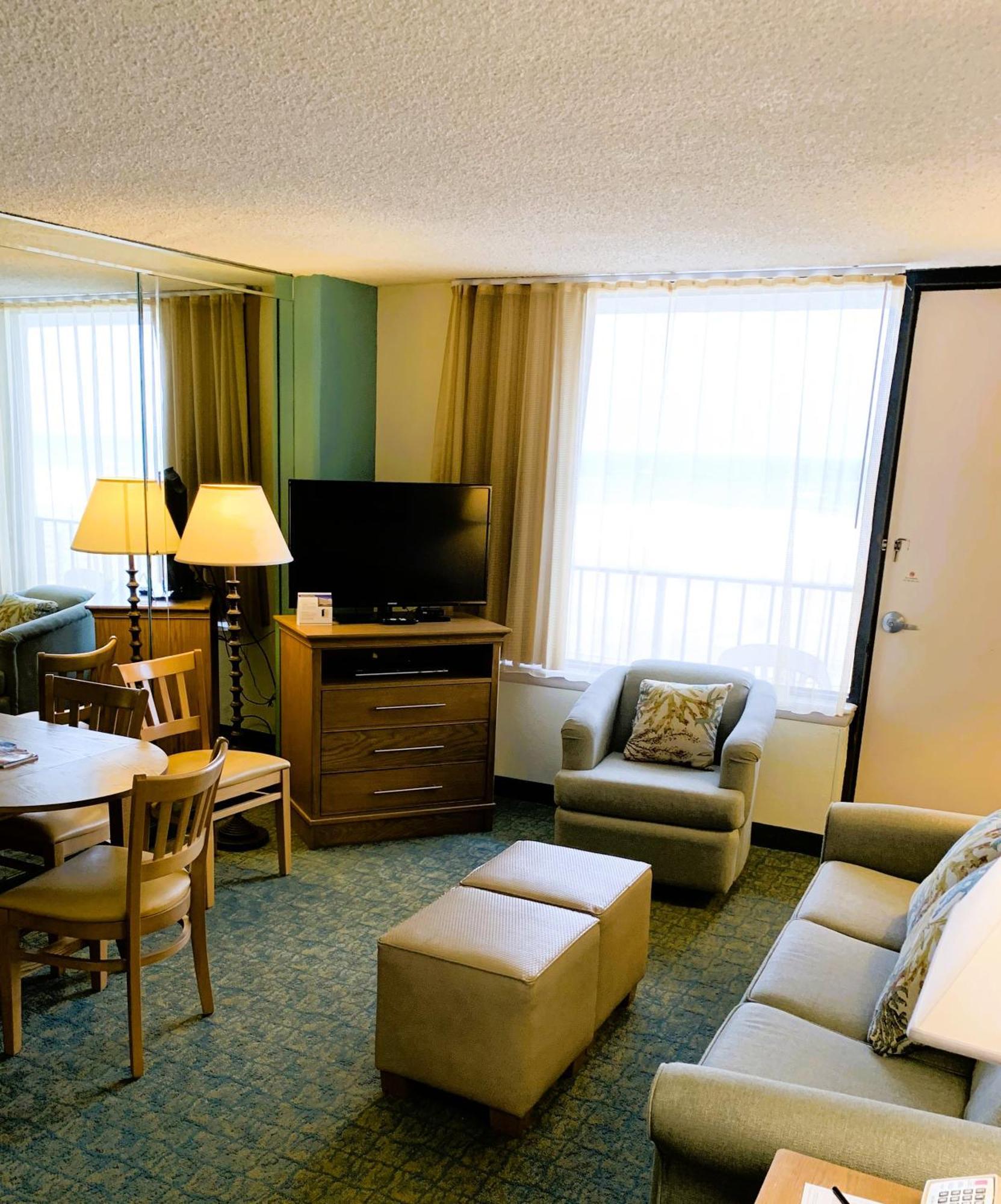 Apartamento Barclay Towers Virginia Beach Exterior foto